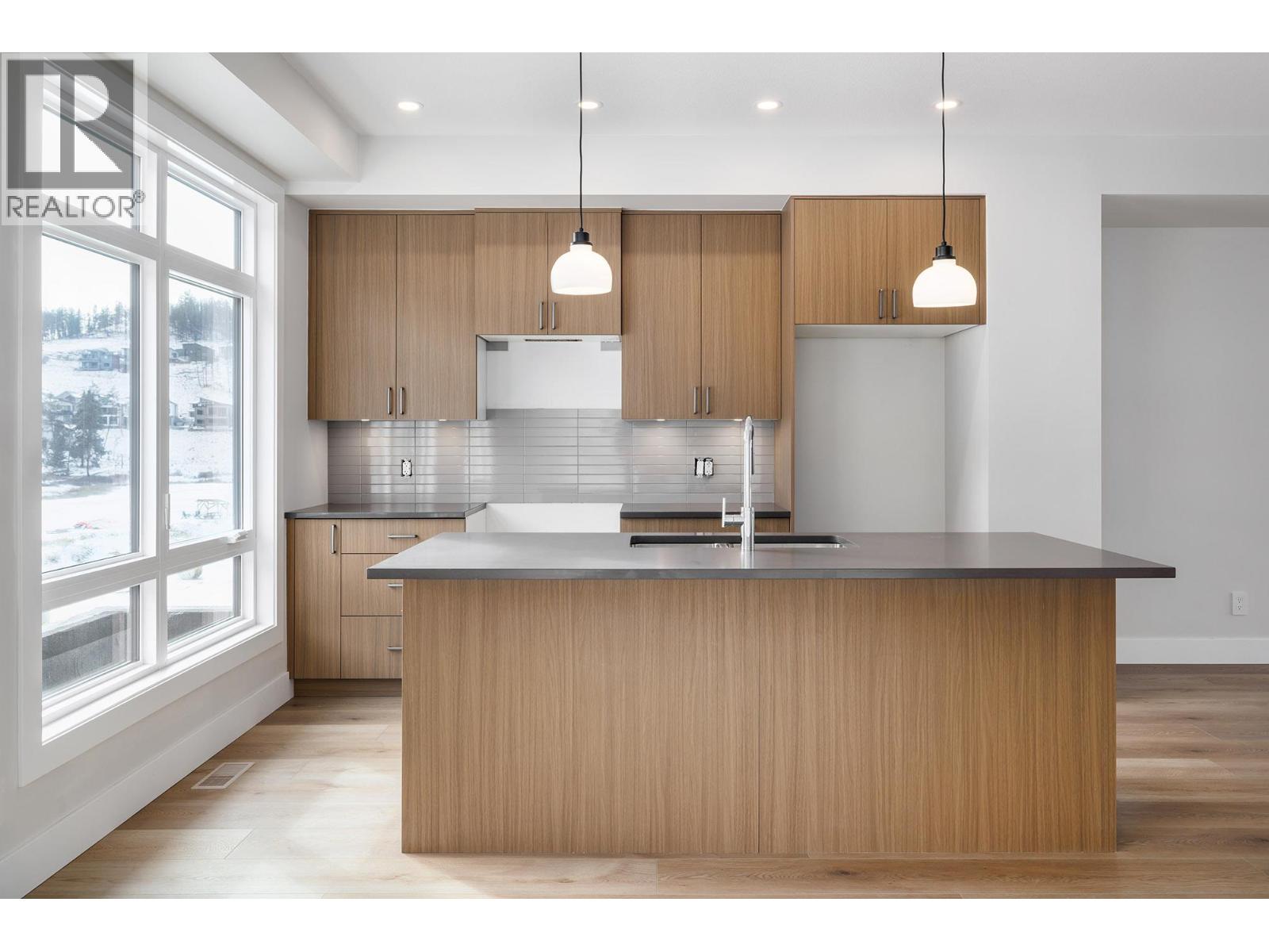 3425 Hilltown Drive Unit# 2, Kelowna