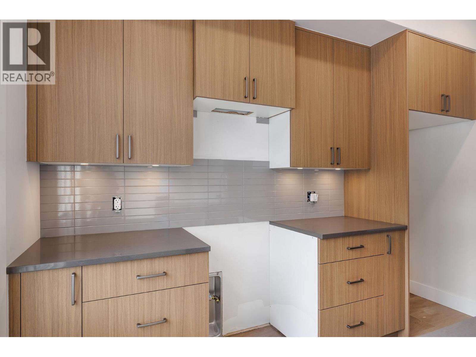 3425 Hilltown Drive Unit# 2, Kelowna