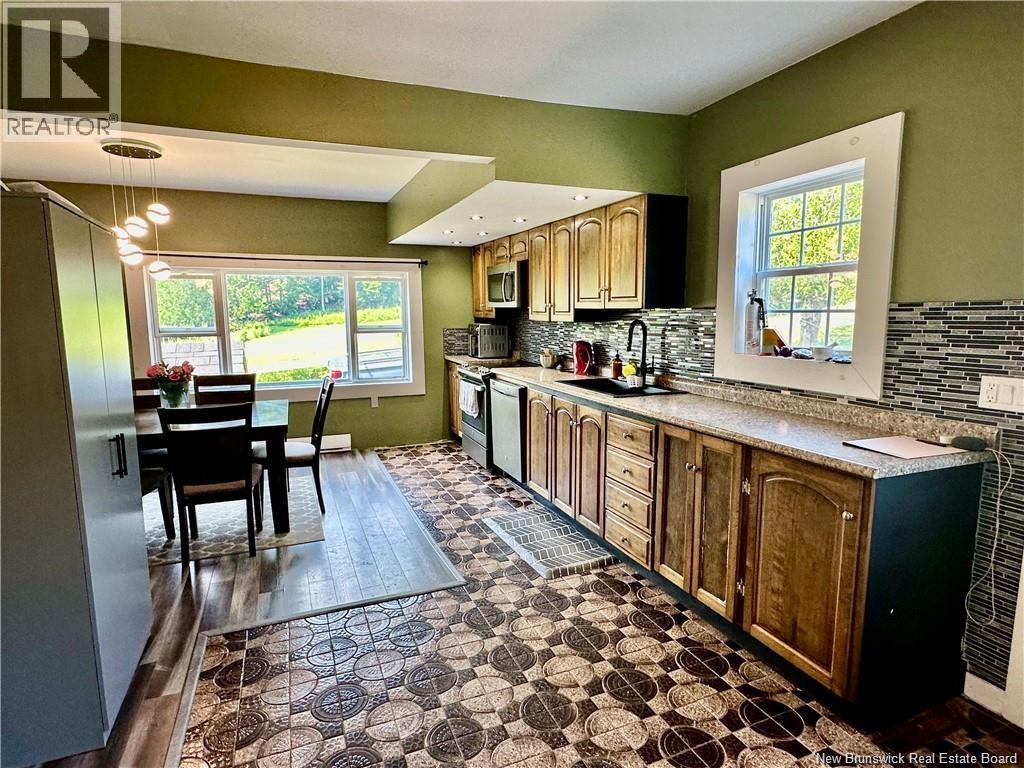 635 Main Street - 11
