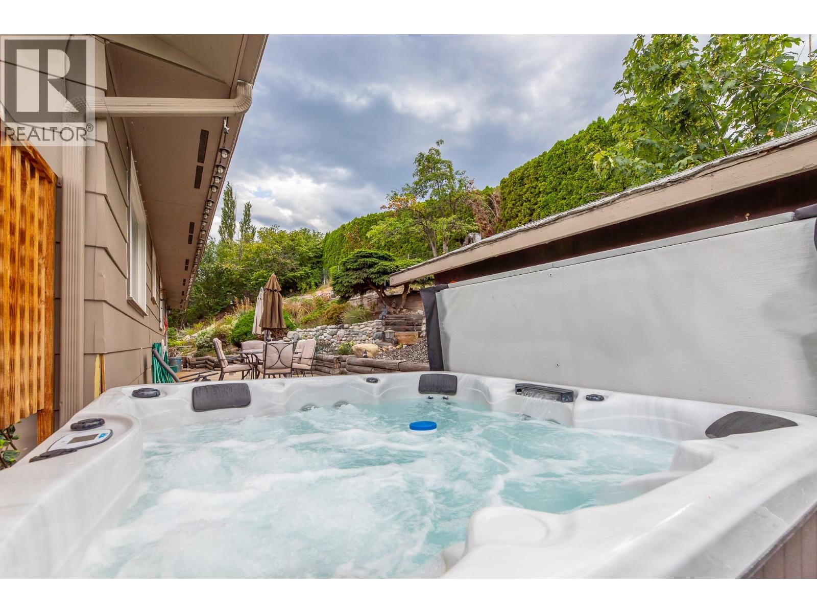  12620 Reynolds Avenue, Summerland