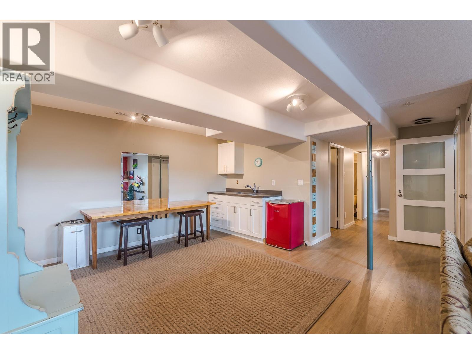  12620 Reynolds Avenue, Summerland