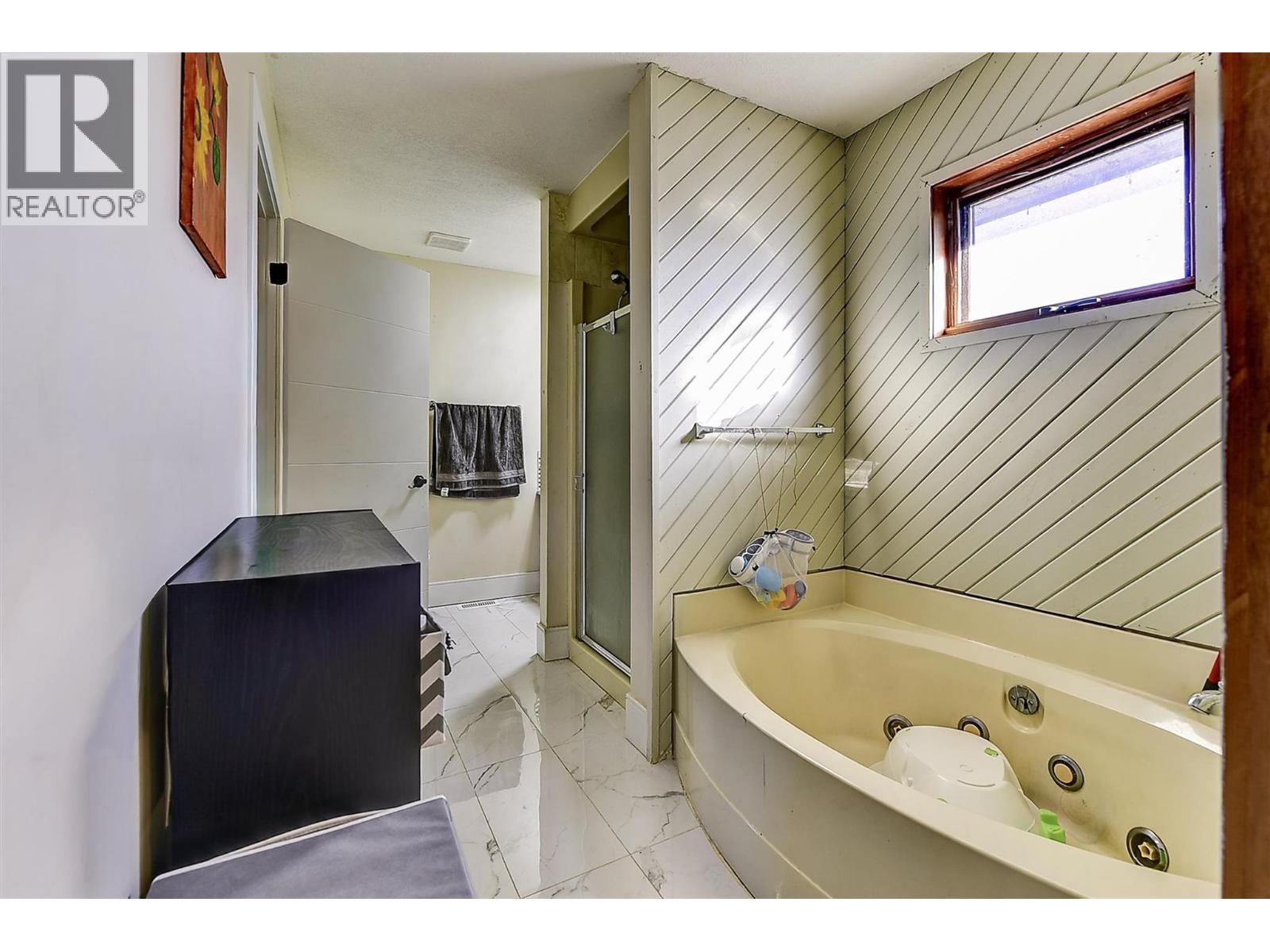 9810 Venables Drive, Coldstream