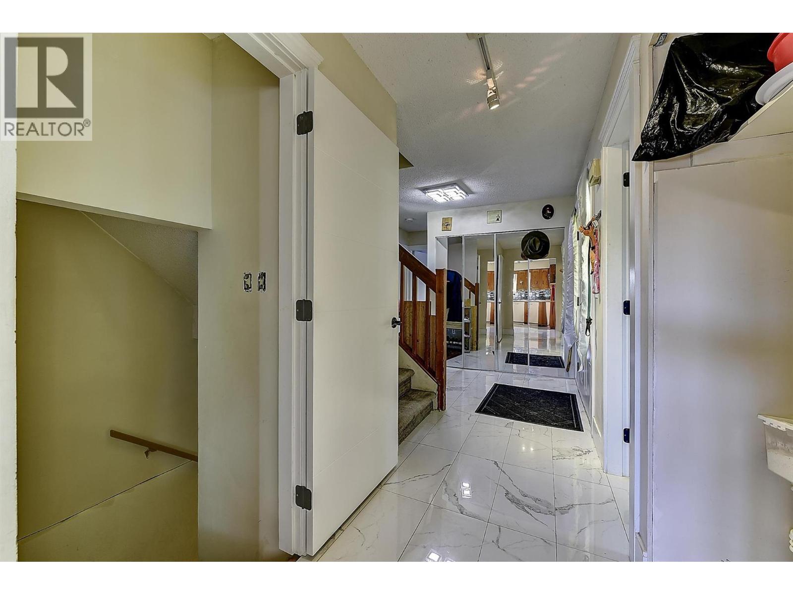 9810 Venables Drive - 46