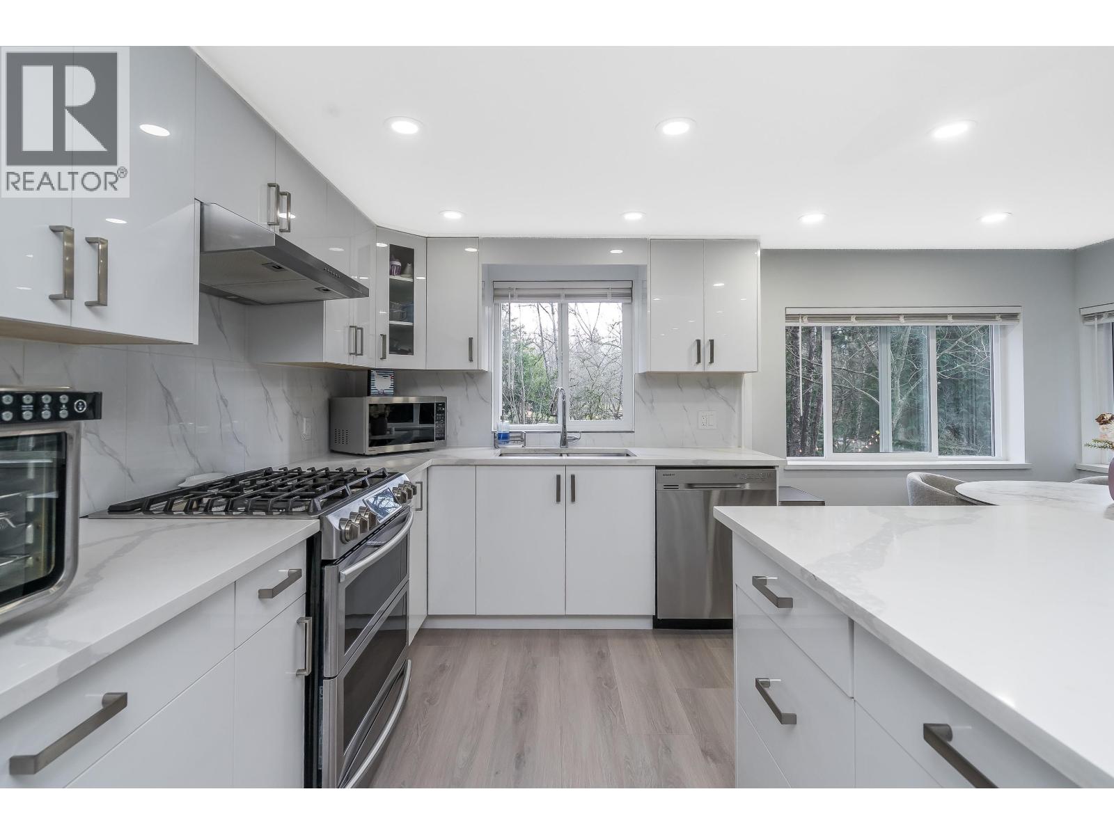 27601 104 AVENUE, Maple Ridge