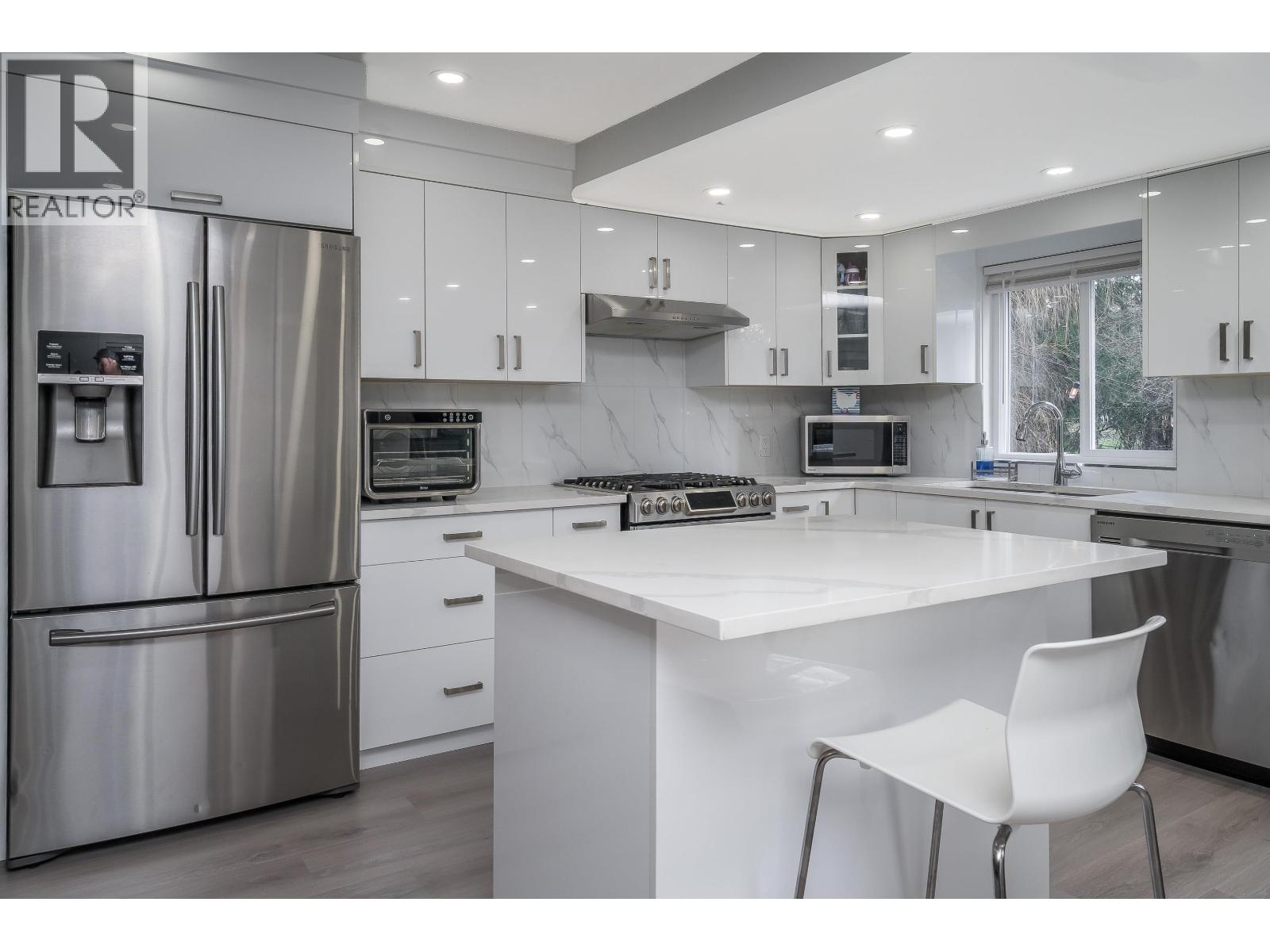 27601 104 AVENUE, Maple Ridge