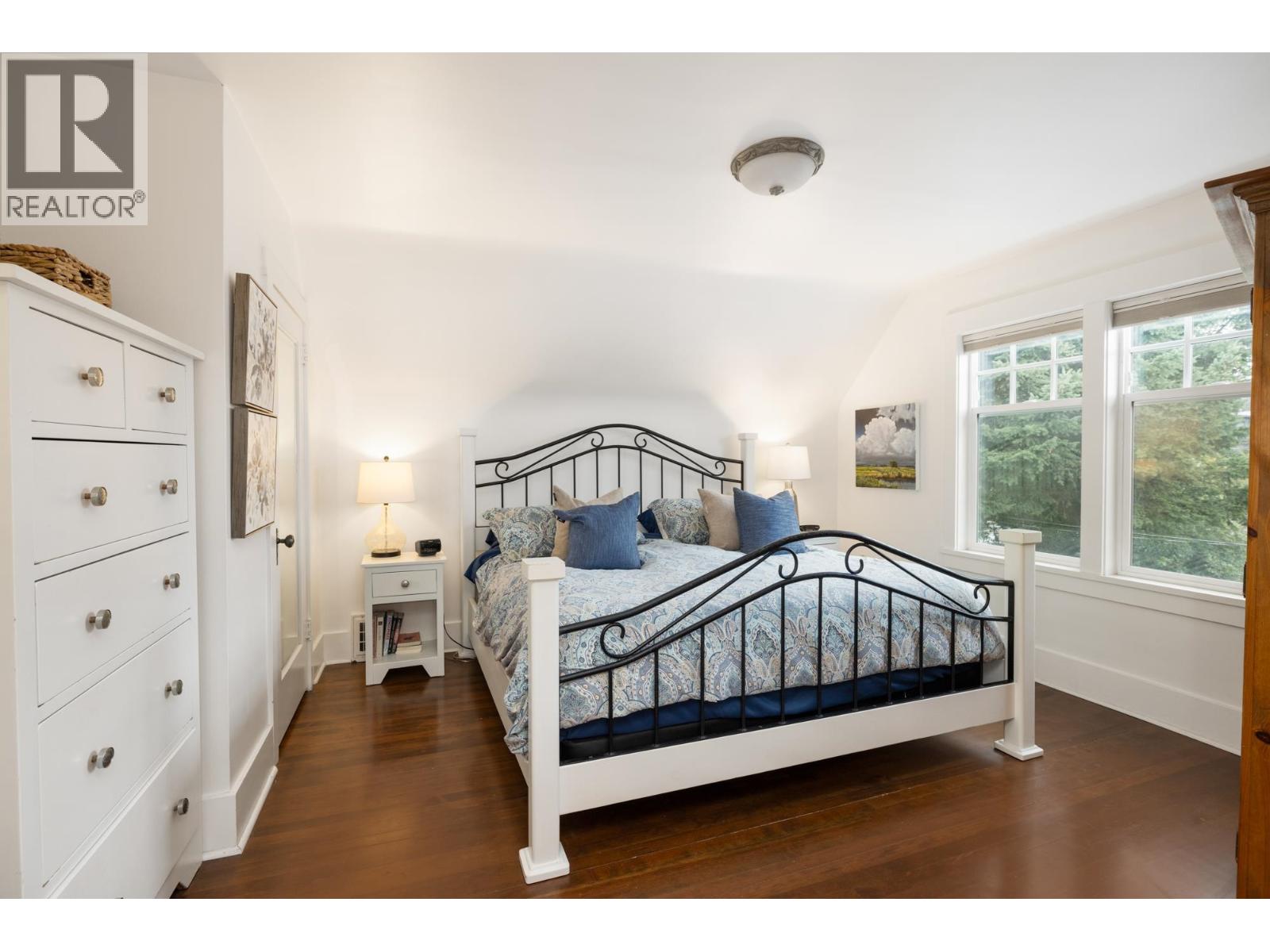 1470 HAYWOOD AVENUE, West Vancouver