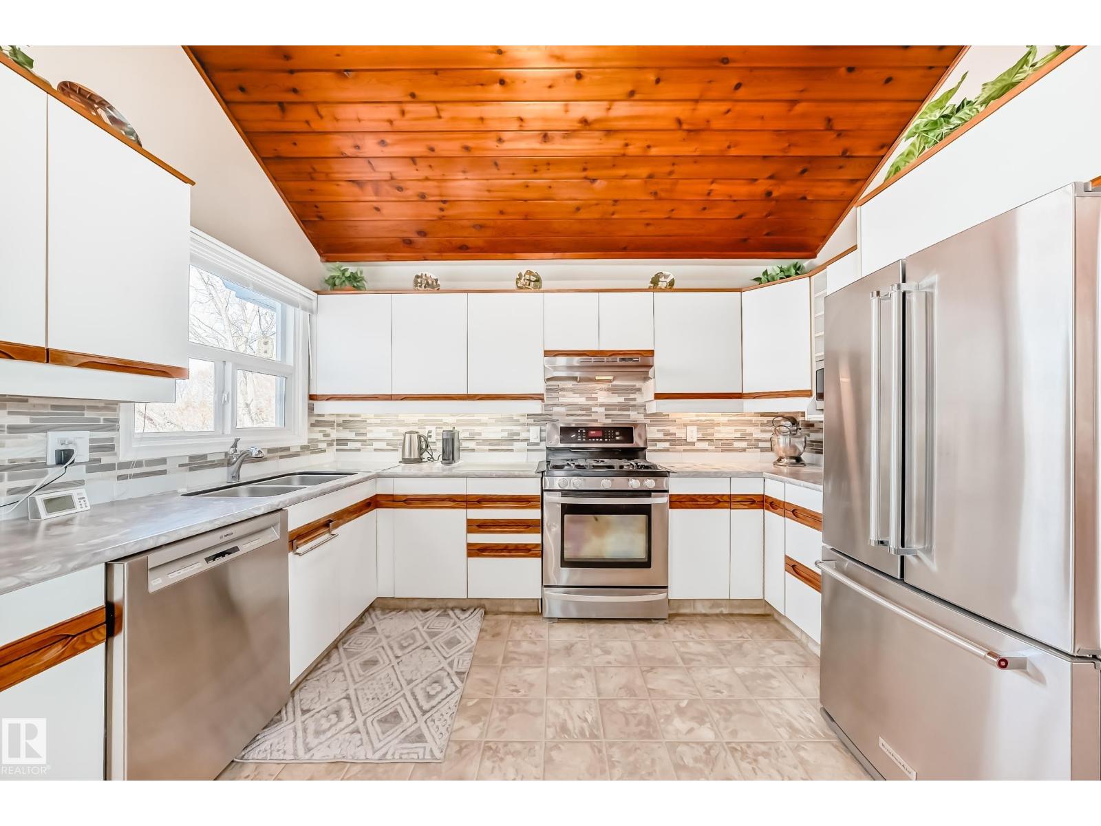 #6 1511 PARKLAND DR, Rural Parkland County