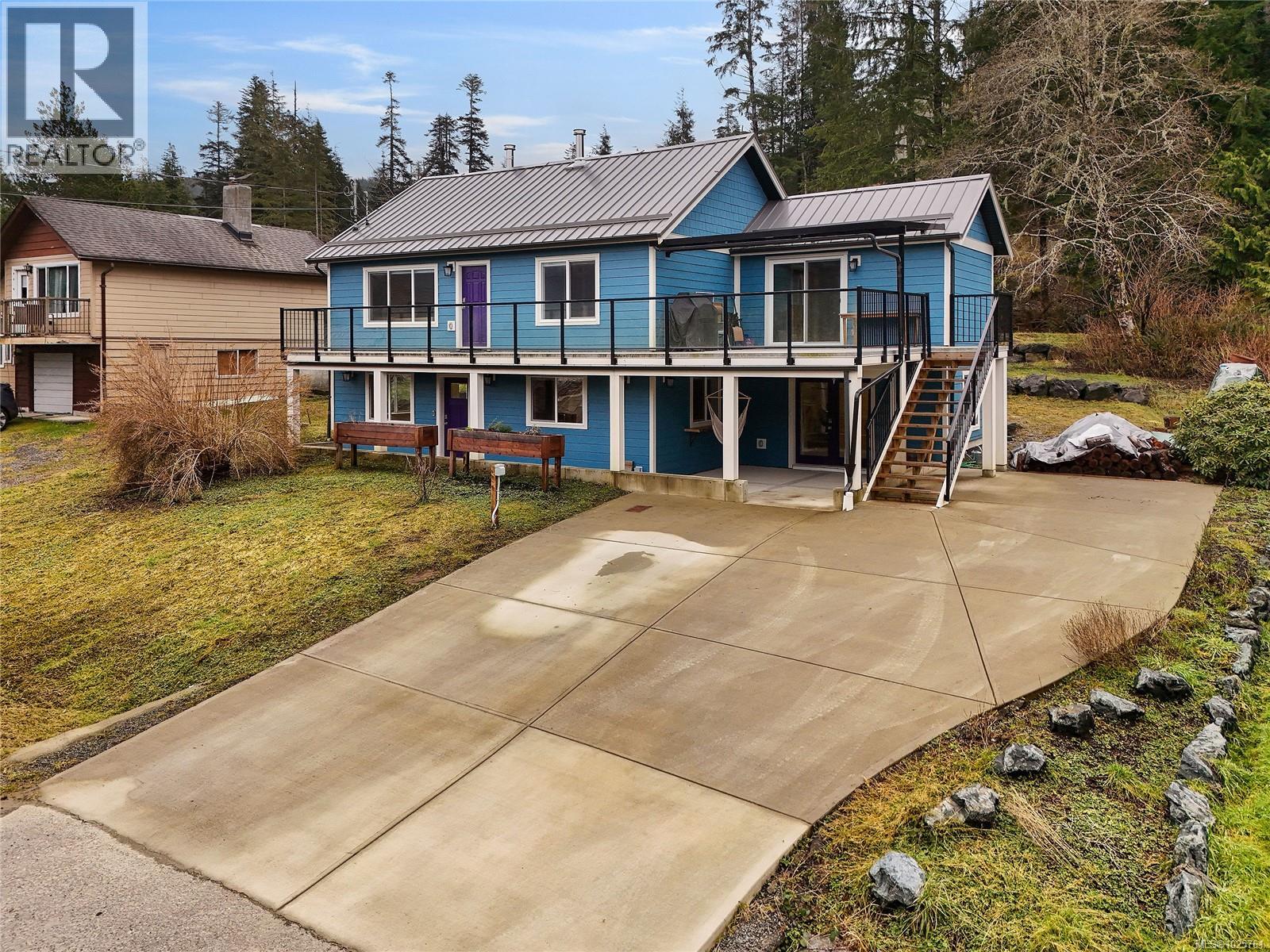 16995 Wickanninish Rd, Port Renfrew