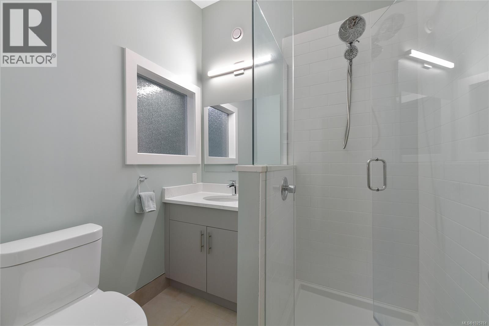 16995 Wickanninish Rd, Port Renfrew