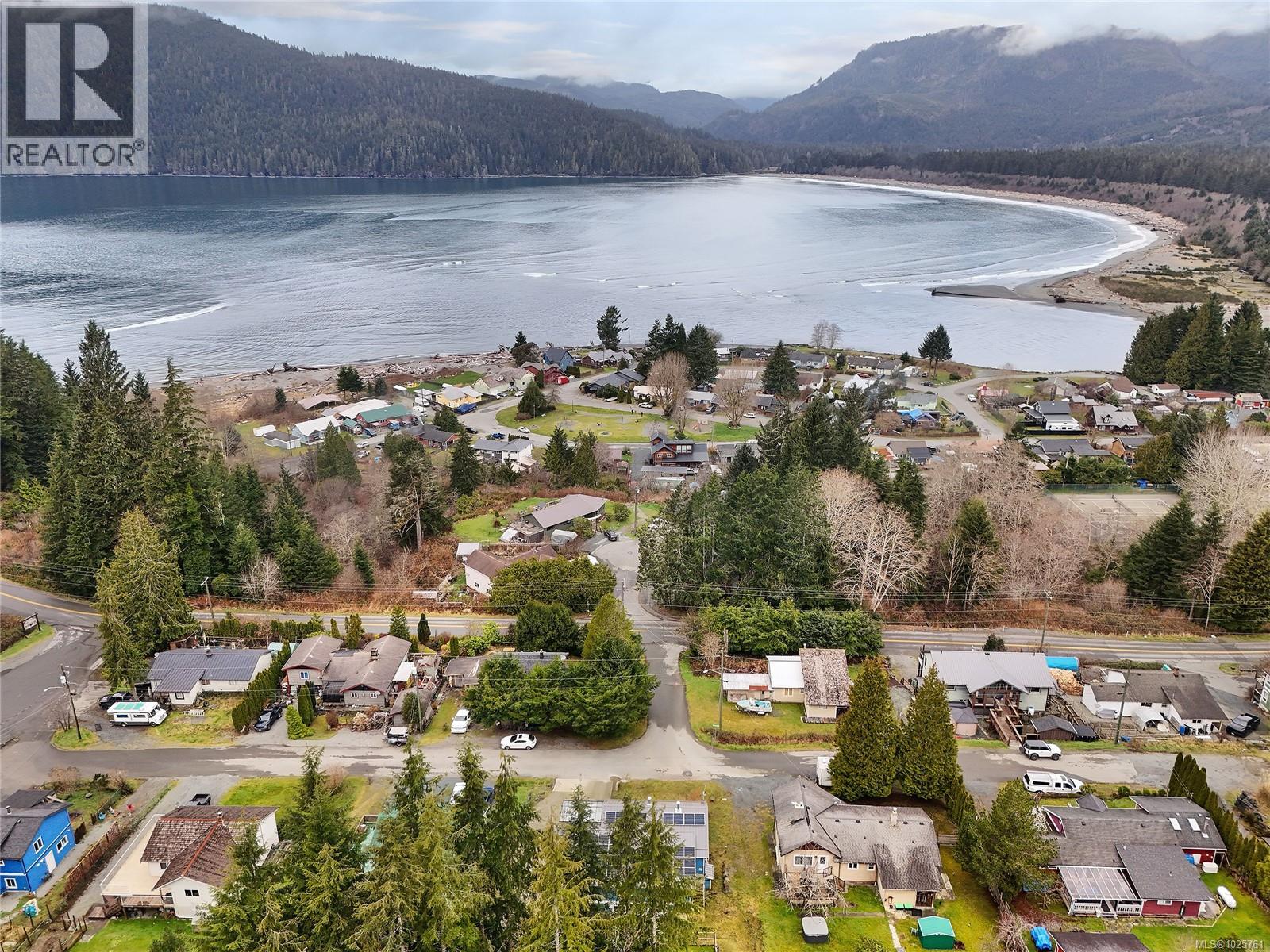 16995 Wickanninish Rd - 3