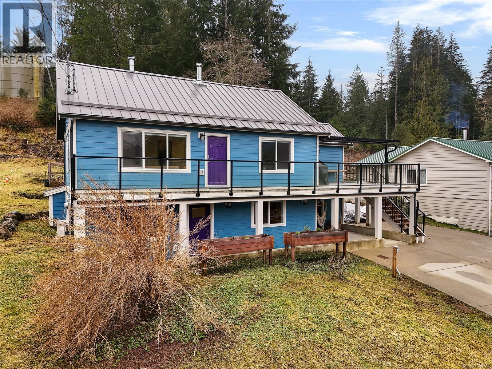 16995 Wickanninish Rd, Port Renfrew
