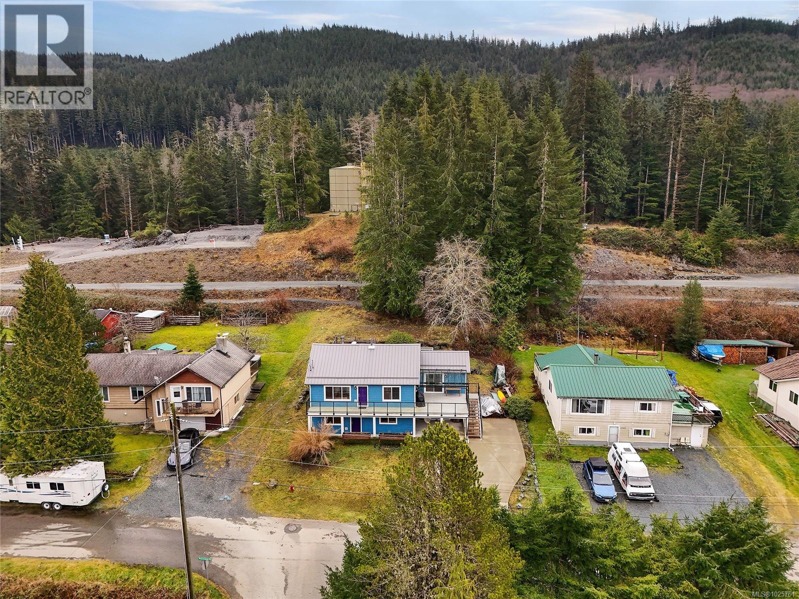 16995 Wickanninish Rd, Port Renfrew