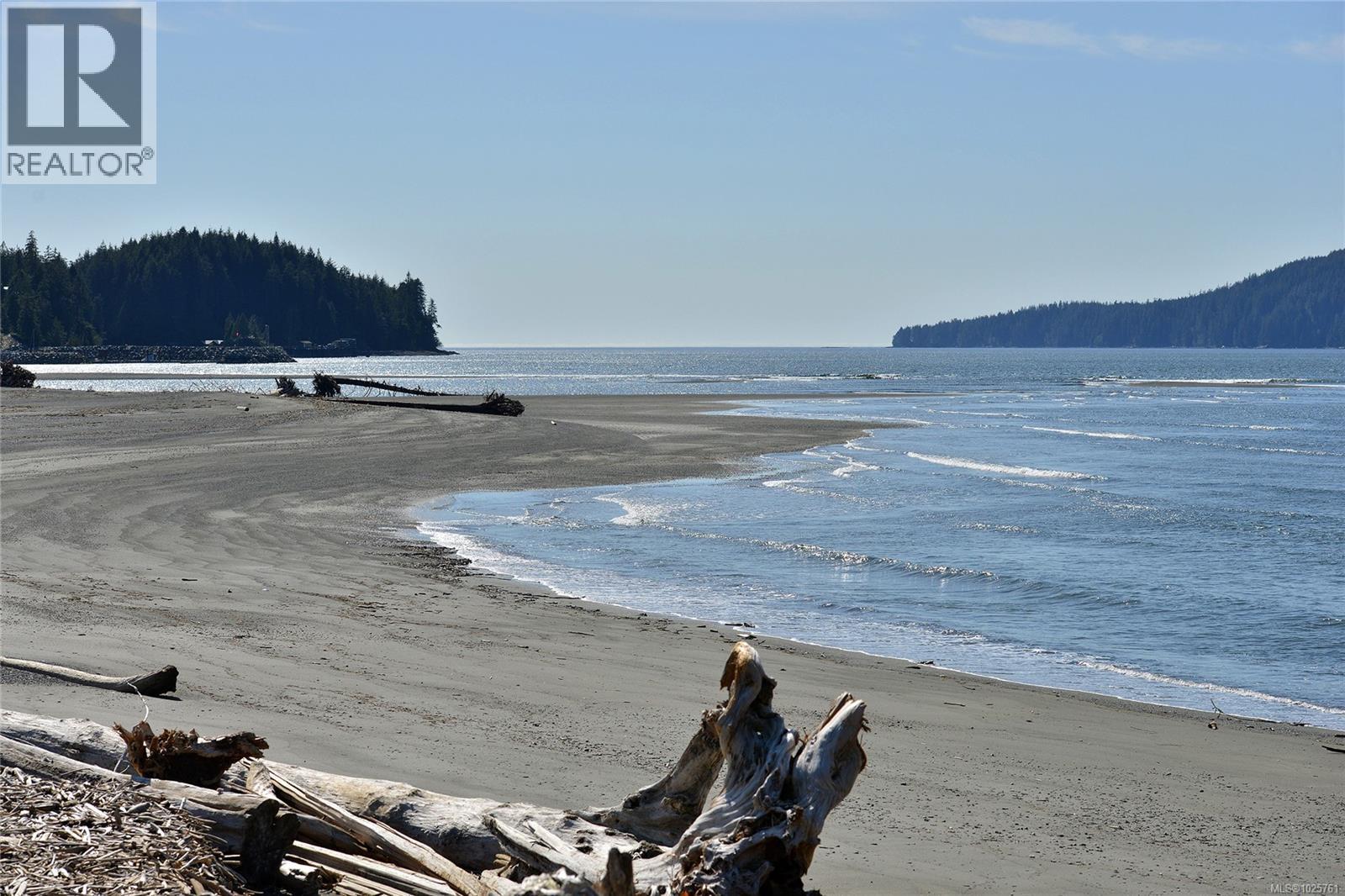 16995 Wickanninish Rd, Port Renfrew