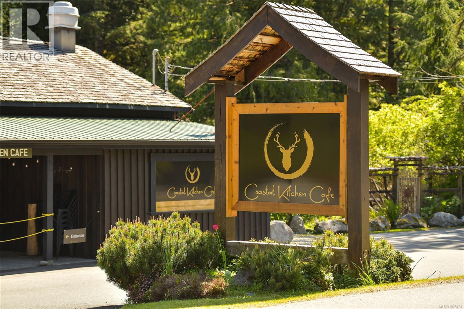 16995 Wickanninish Rd, Port Renfrew