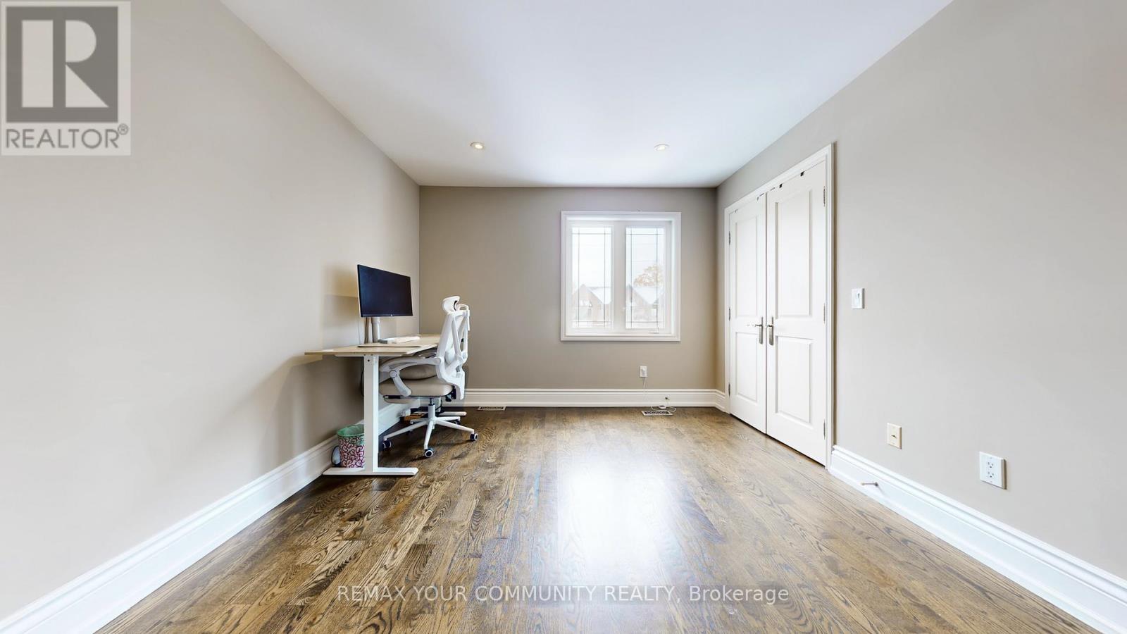 83 HUNT AVENUE - 29