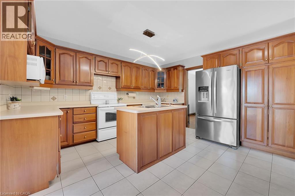 9-bedroom home for sale at 188 FISHERVILLE Road, Selkirk ON · photo 26 of 51