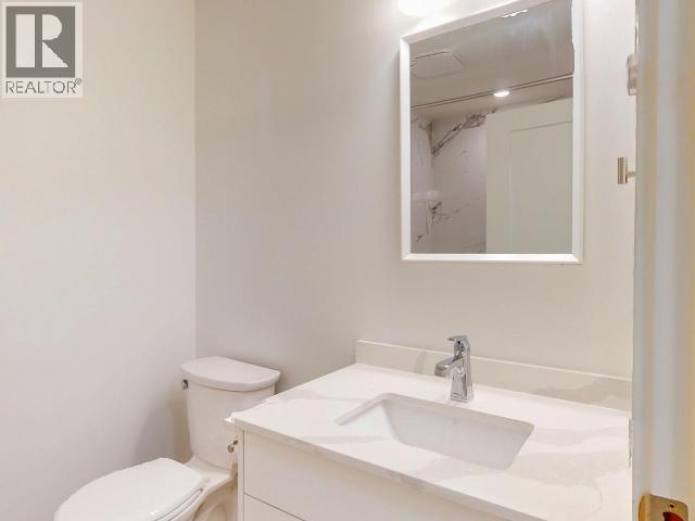 B2-6900 BURNABY STREET, Powell River