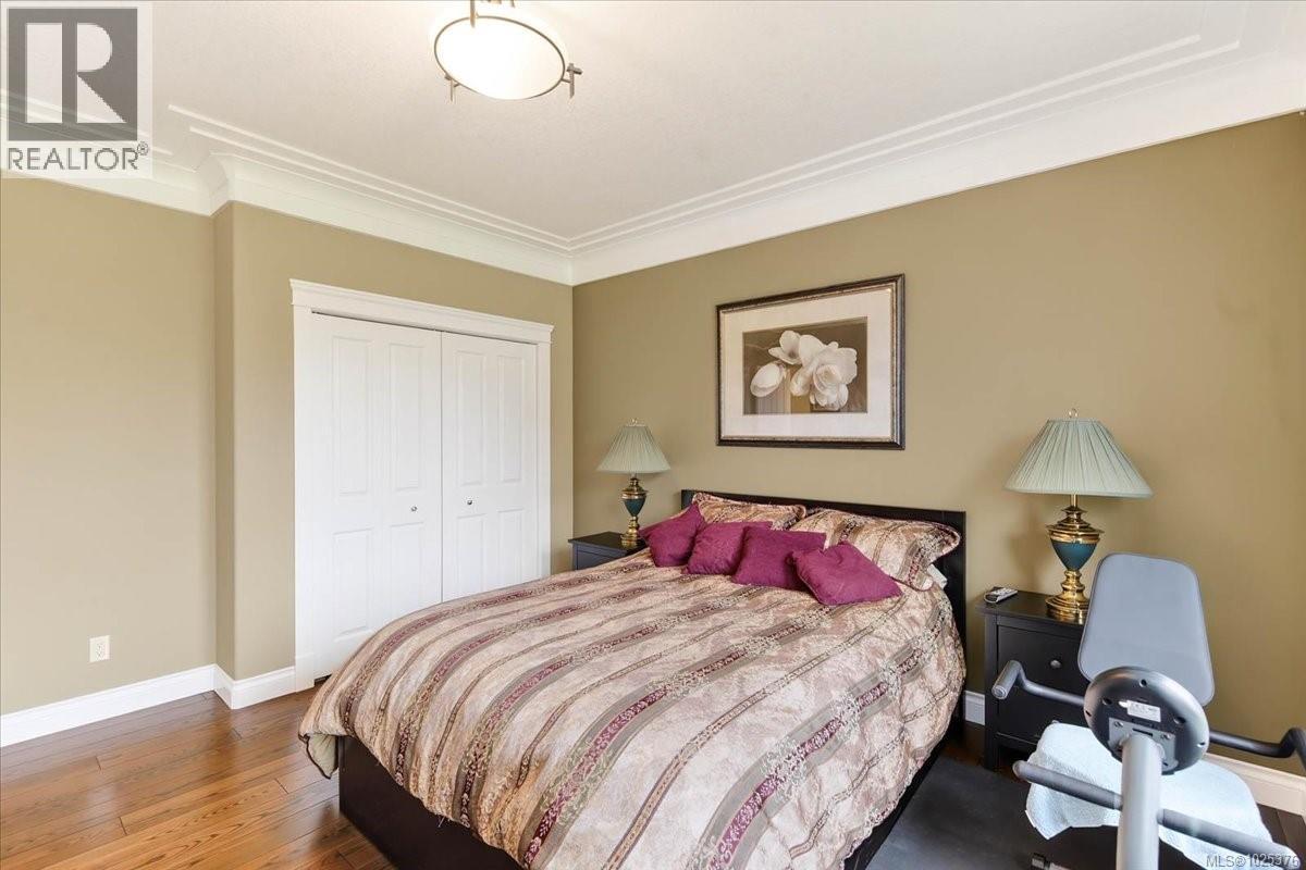 6325 Karen Pl, Port Alberni