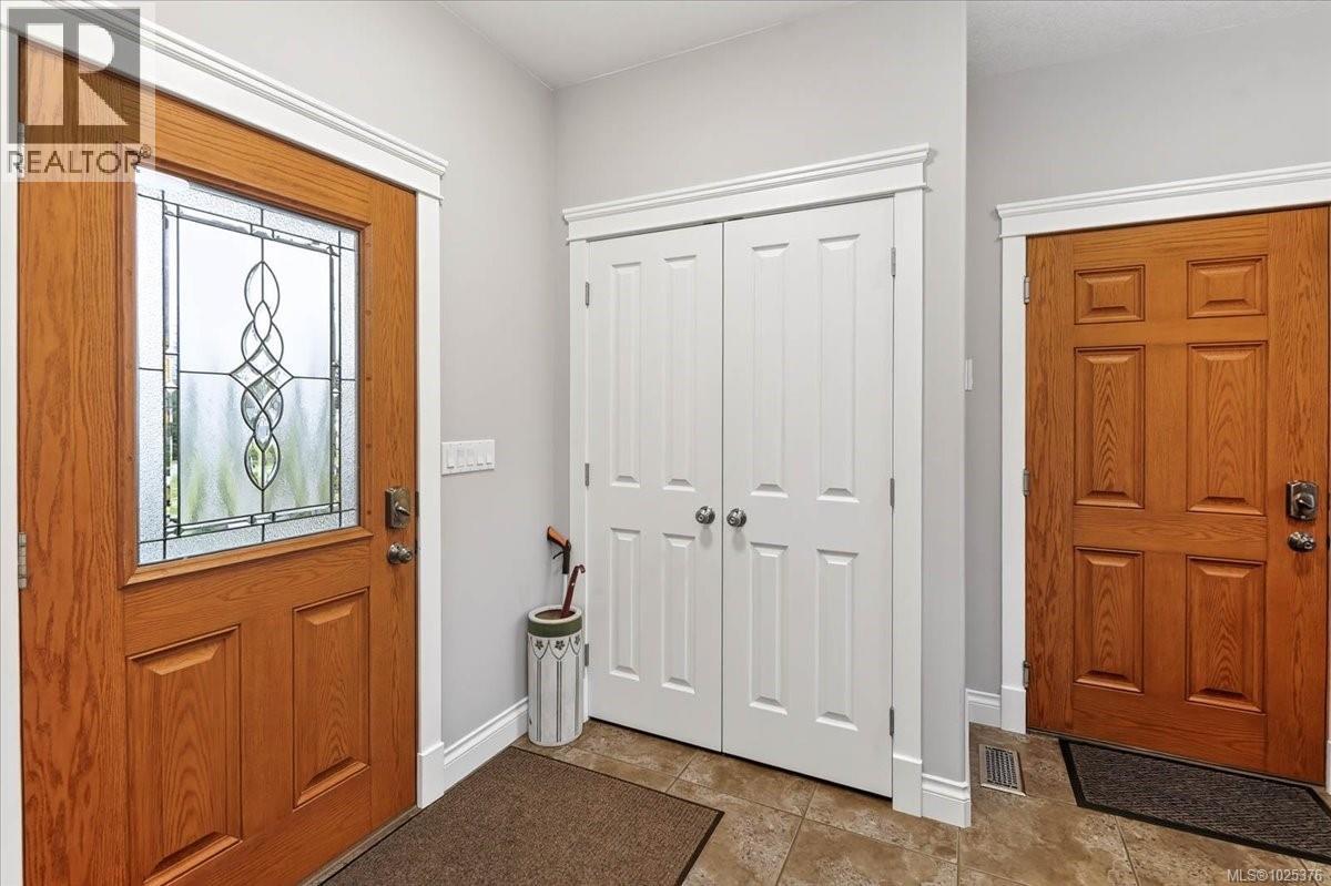 6325 Karen Pl, Port Alberni