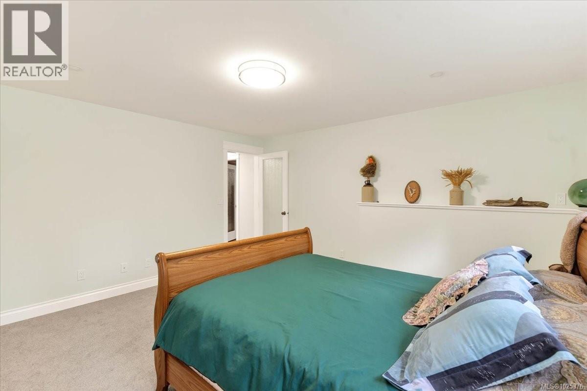 6325 Karen Pl, Port Alberni