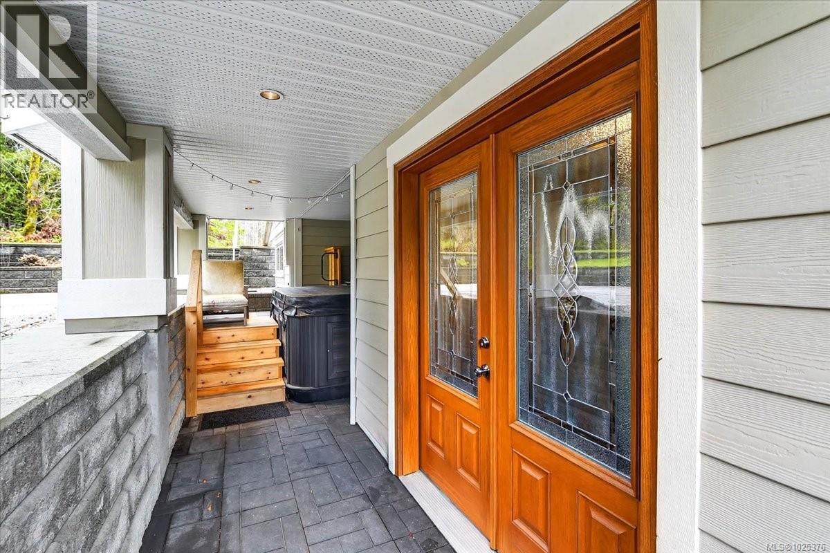 6325 Karen Pl, Port Alberni