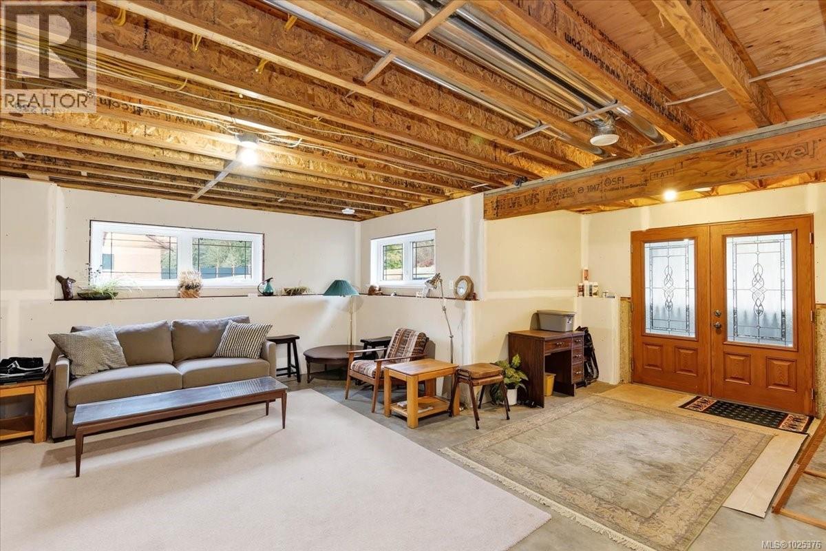 6325 Karen Pl, Port Alberni