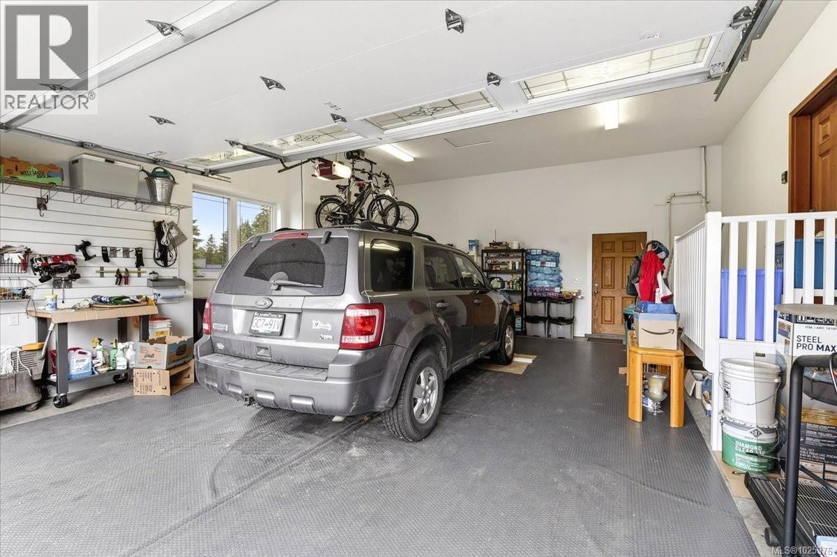 6325 Karen Pl, Port Alberni