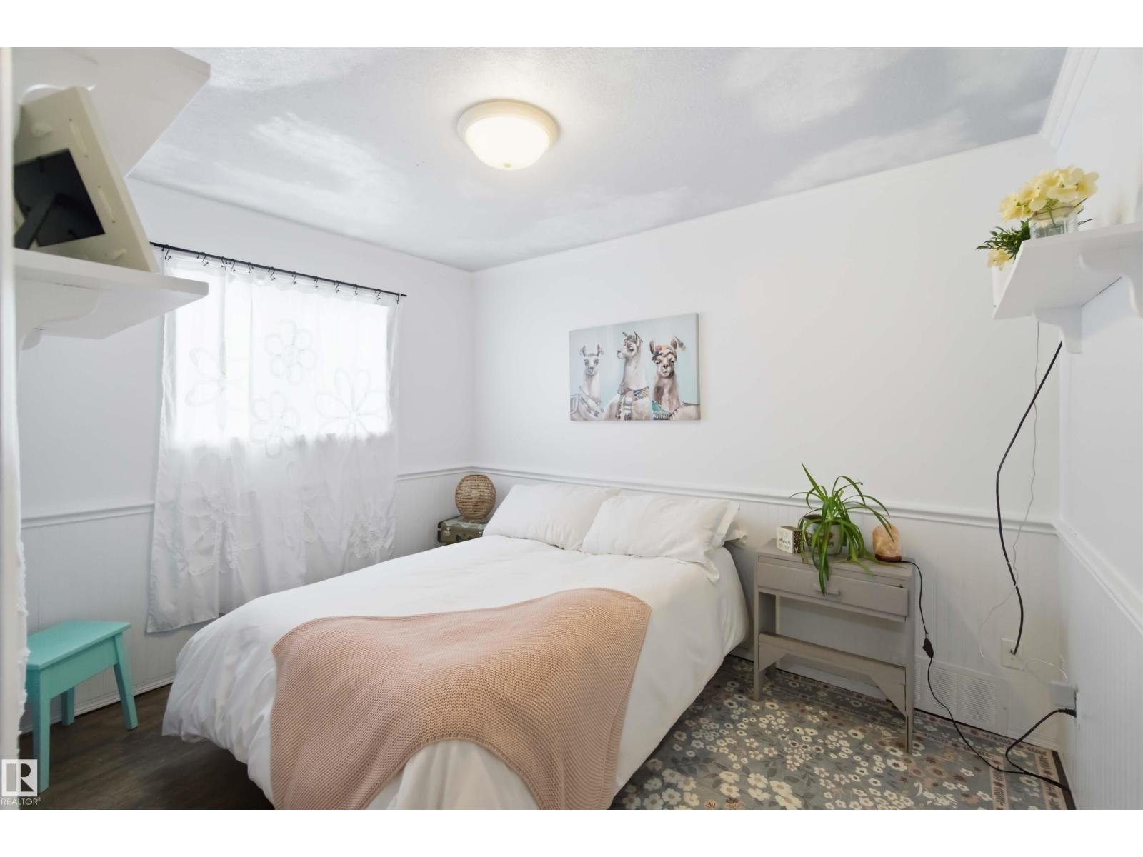 1304 OAKLAND CR, Devon