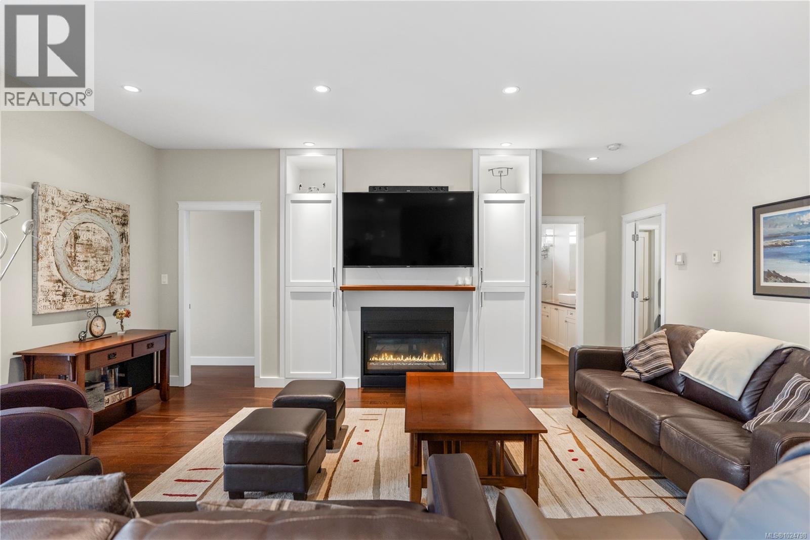  11329 Hummingbird Place, North Saanich