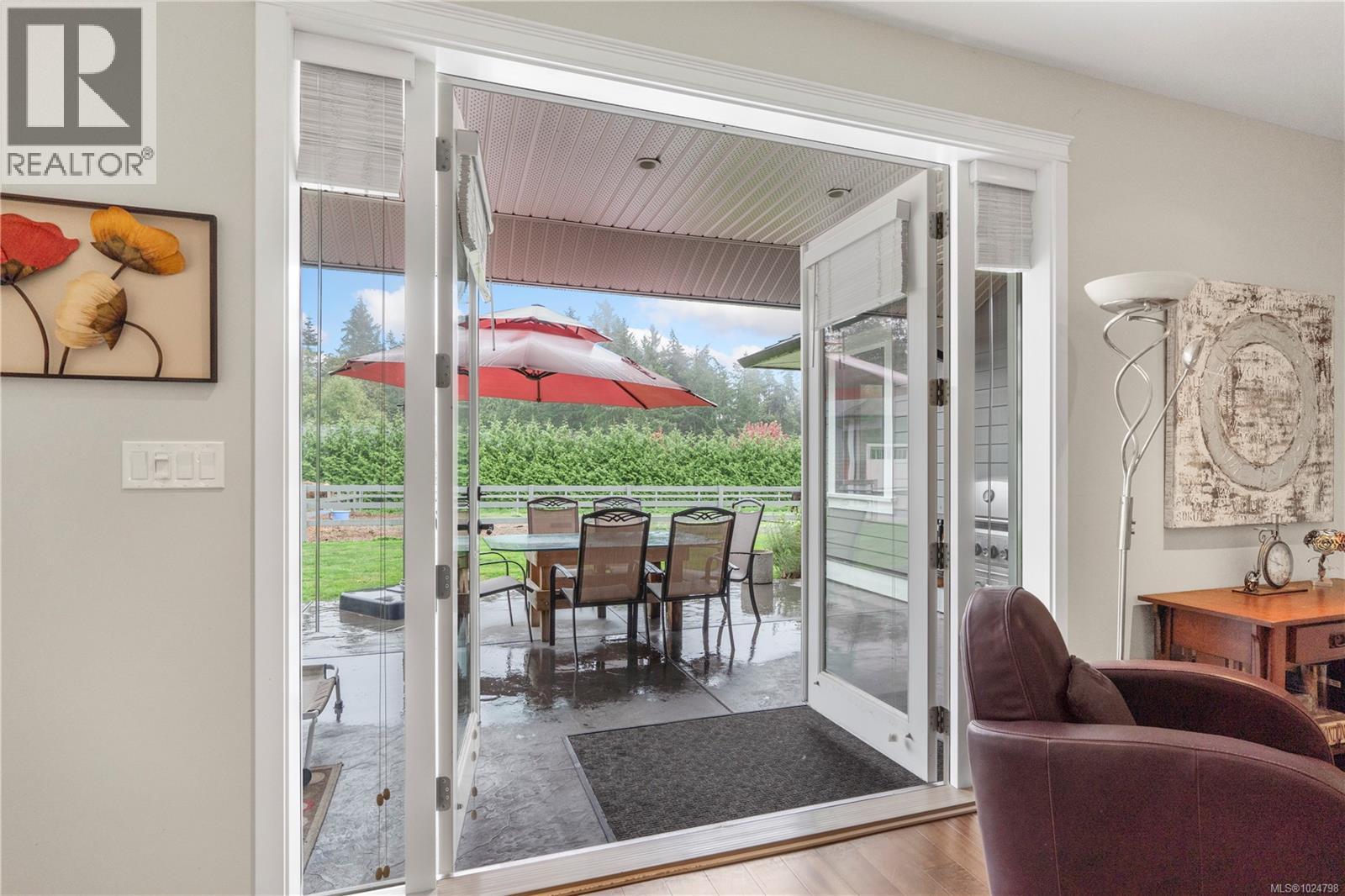  11329 Hummingbird Place, North Saanich