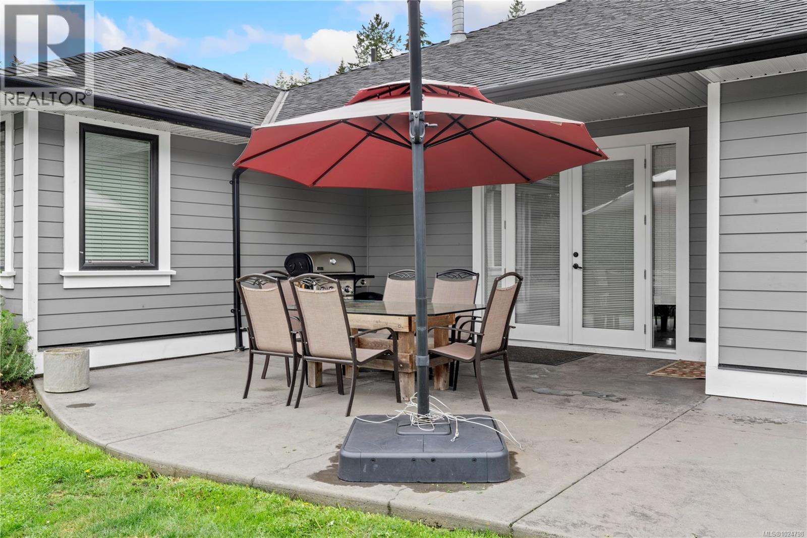  11329 Hummingbird Place, North Saanich