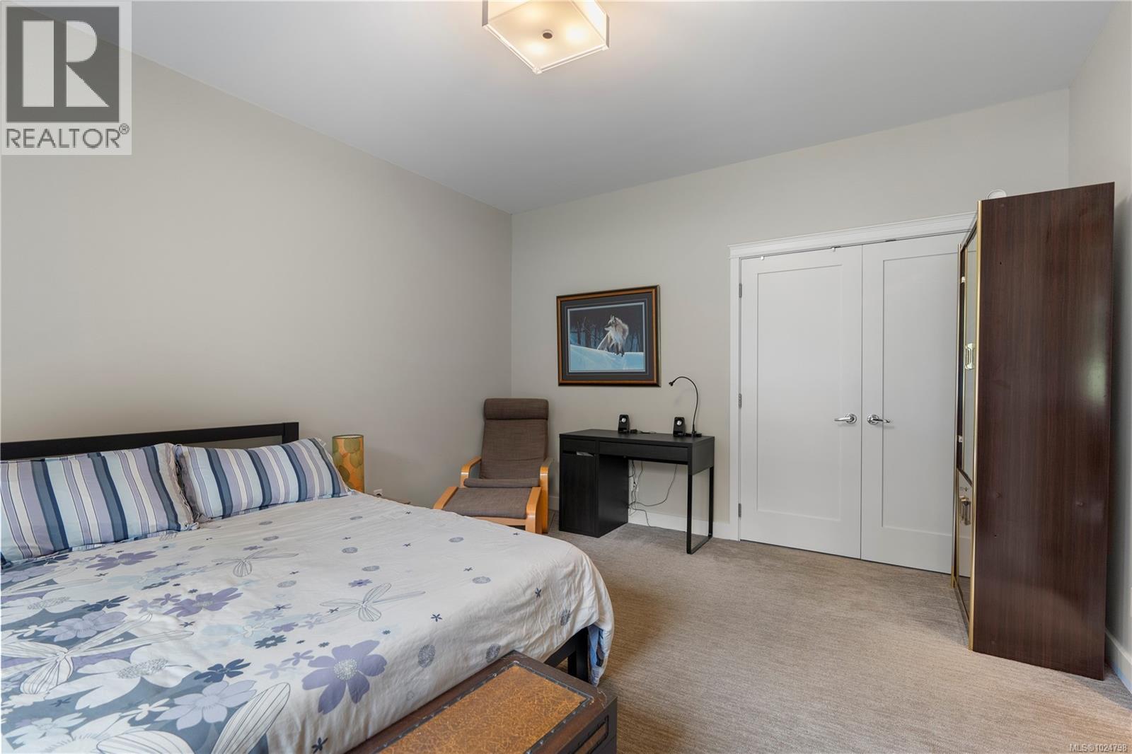  11329 Hummingbird Place, North Saanich