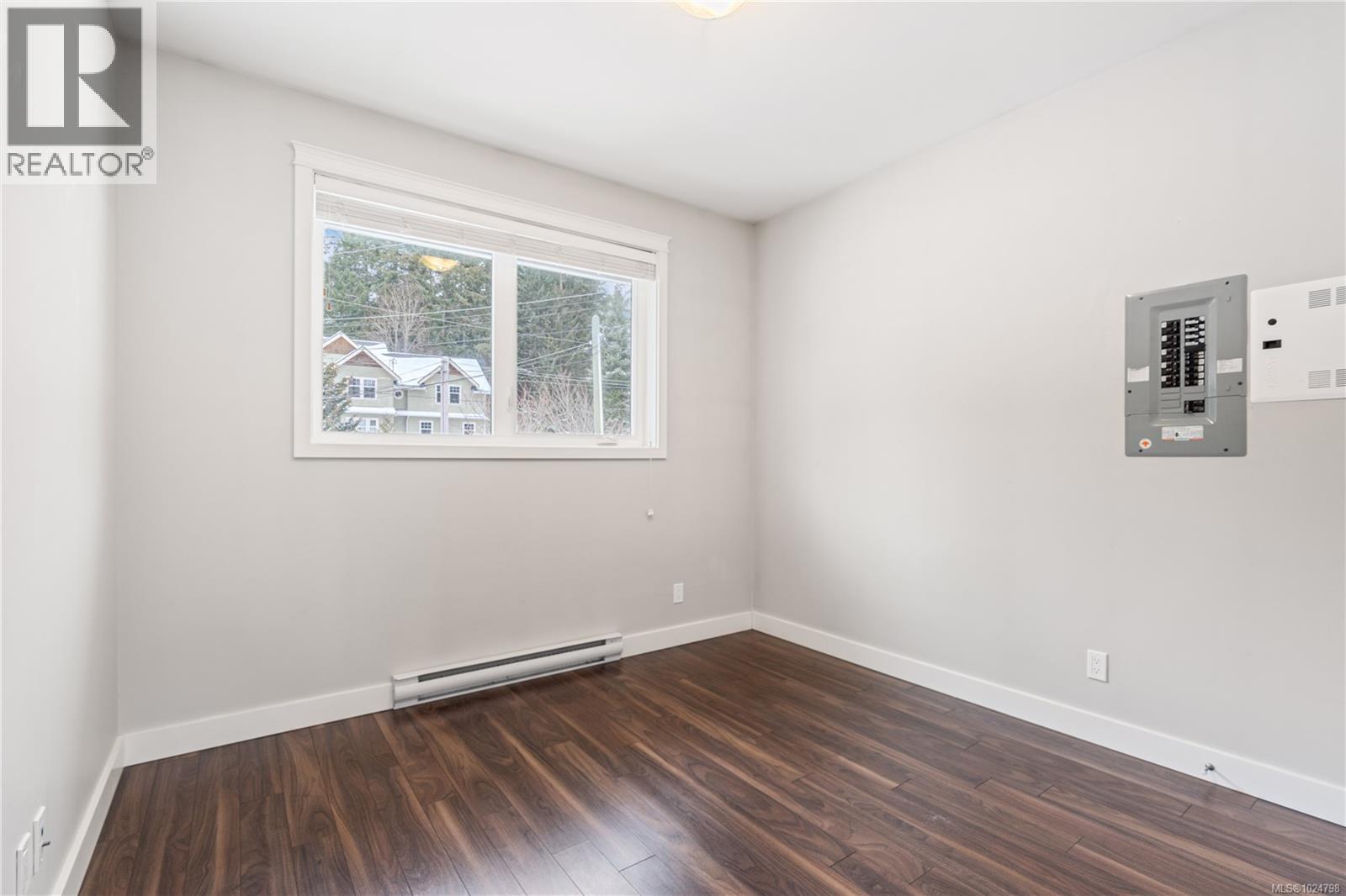  11329 Hummingbird Place, North Saanich