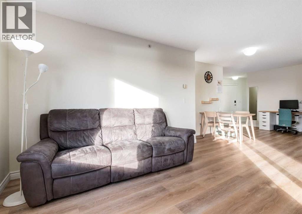 Single Family House for Sale in   Somervale Court SW Somerset Calgary 