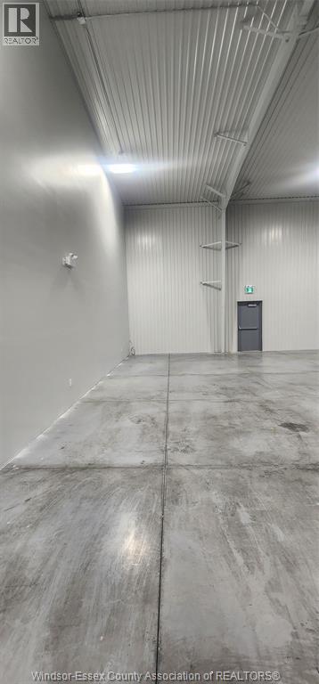 9009 TWIN OAKS Unit 200 photo 3