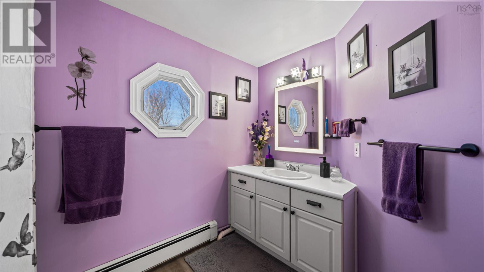 Property 17 of 35 of 114 Bog Road