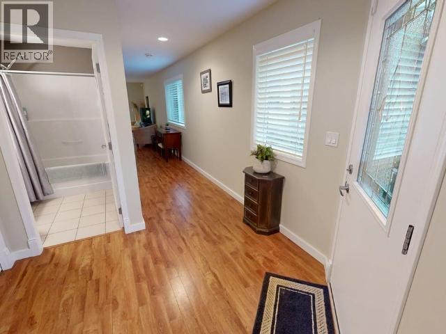 #11 4415 MANSON AVE - 22