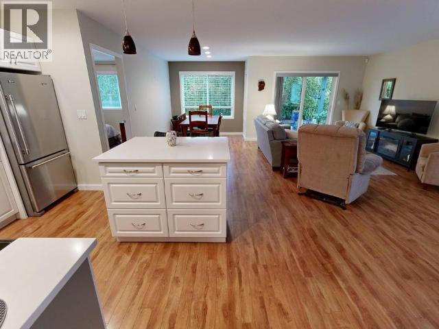 #11 4415 MANSON AVE - 8