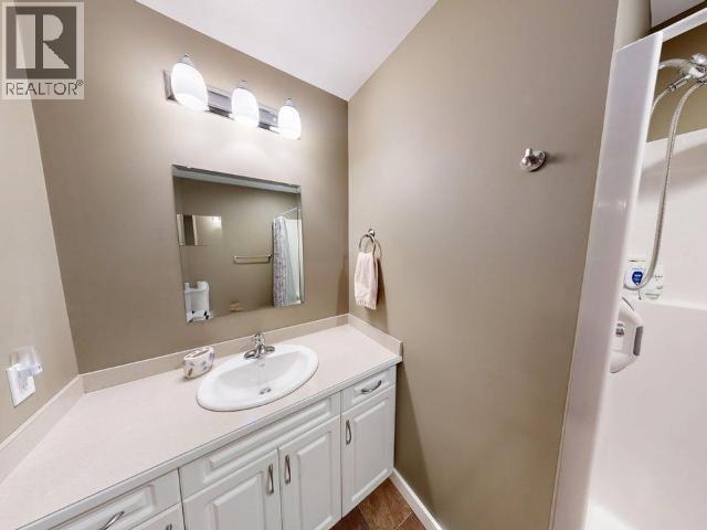 #11 4415 MANSON AVE - 27