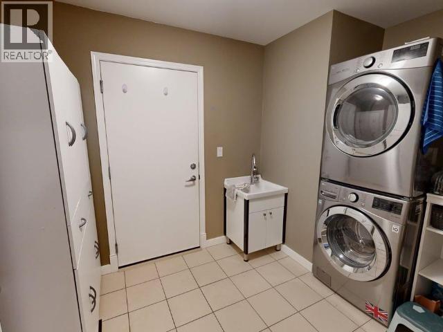 #11 4415 MANSON AVE - 33