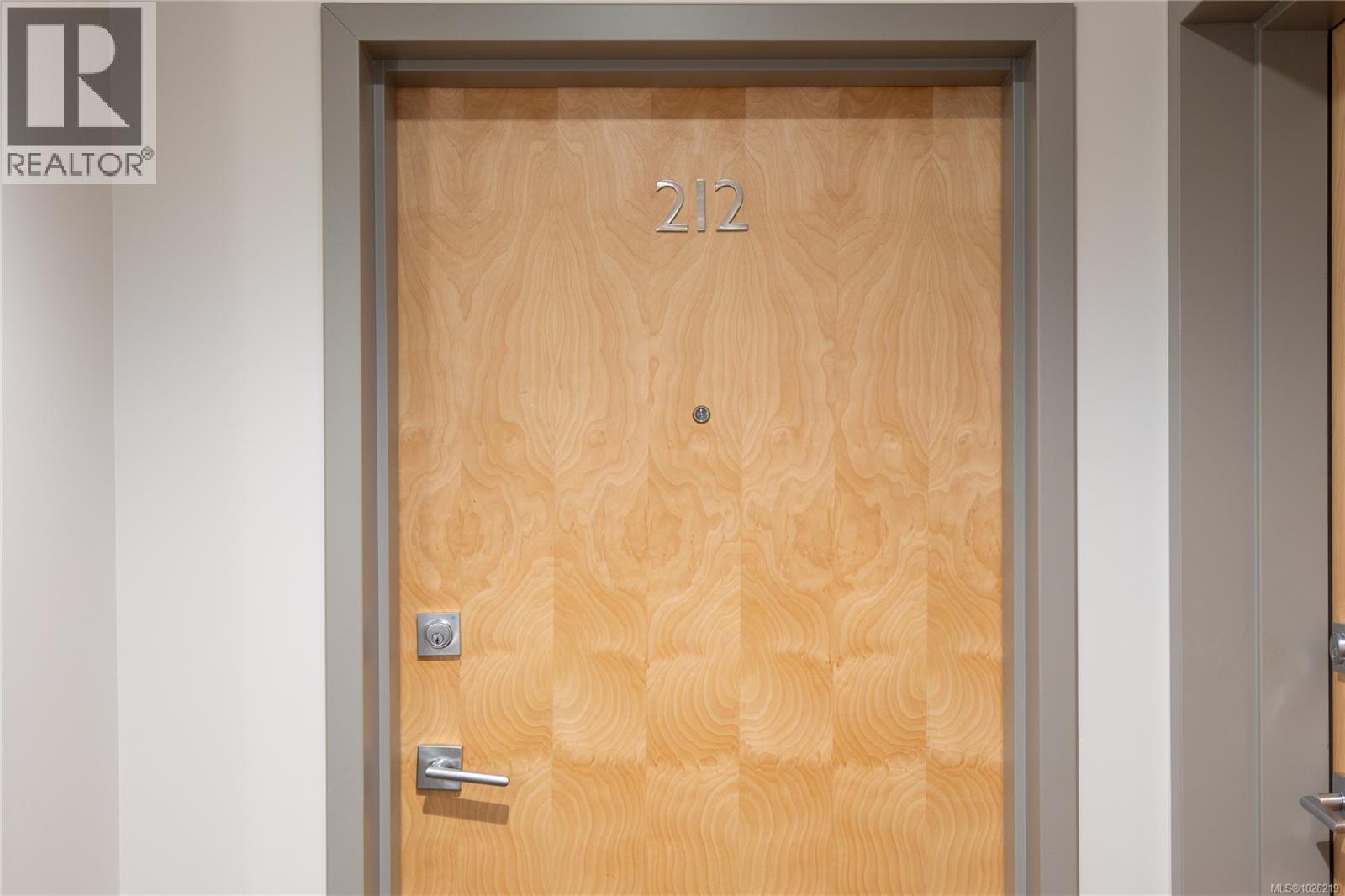 #212 20 BARSBY AVE - 5