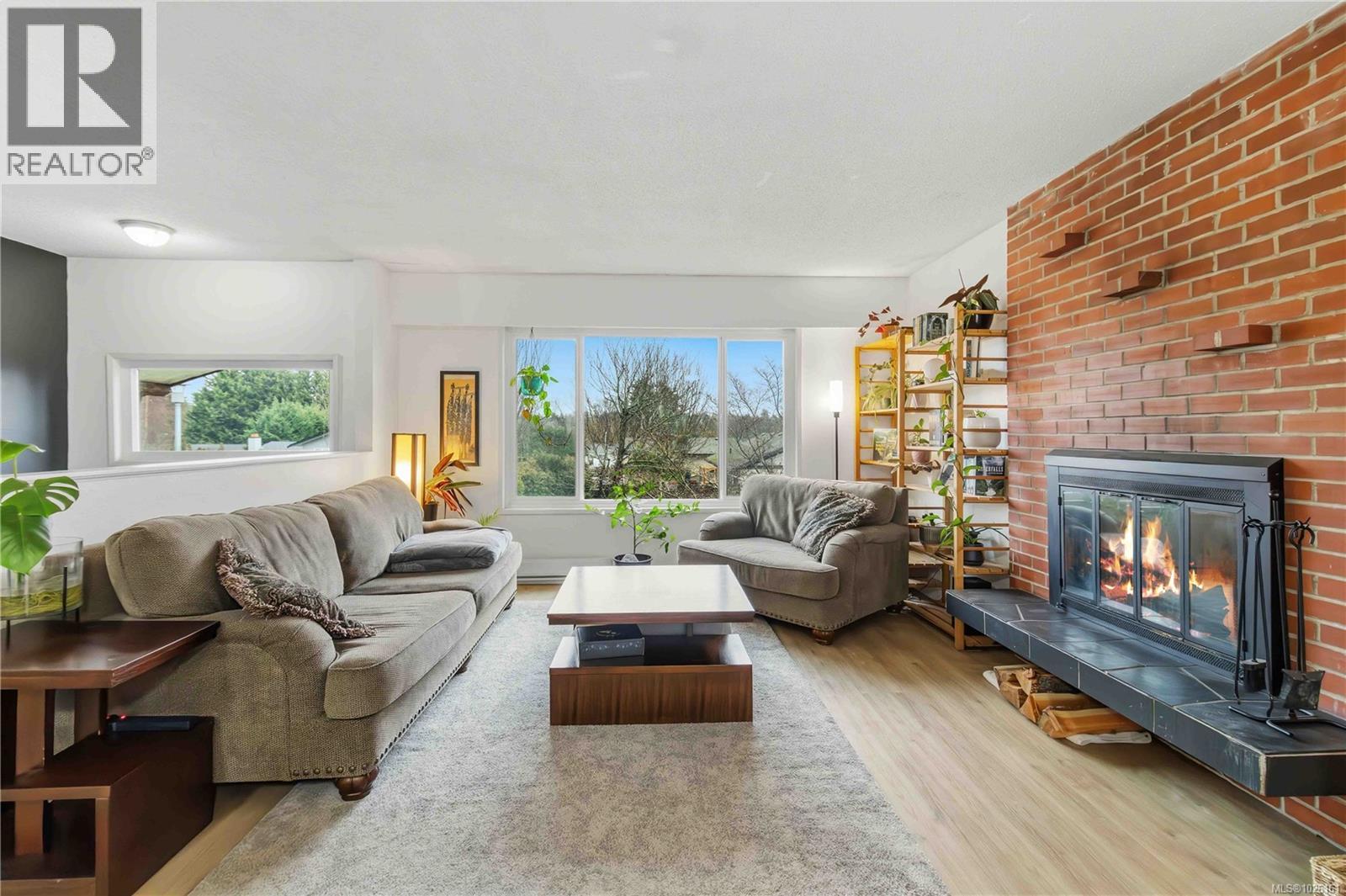  4370 Elnido Crescent, Saanich