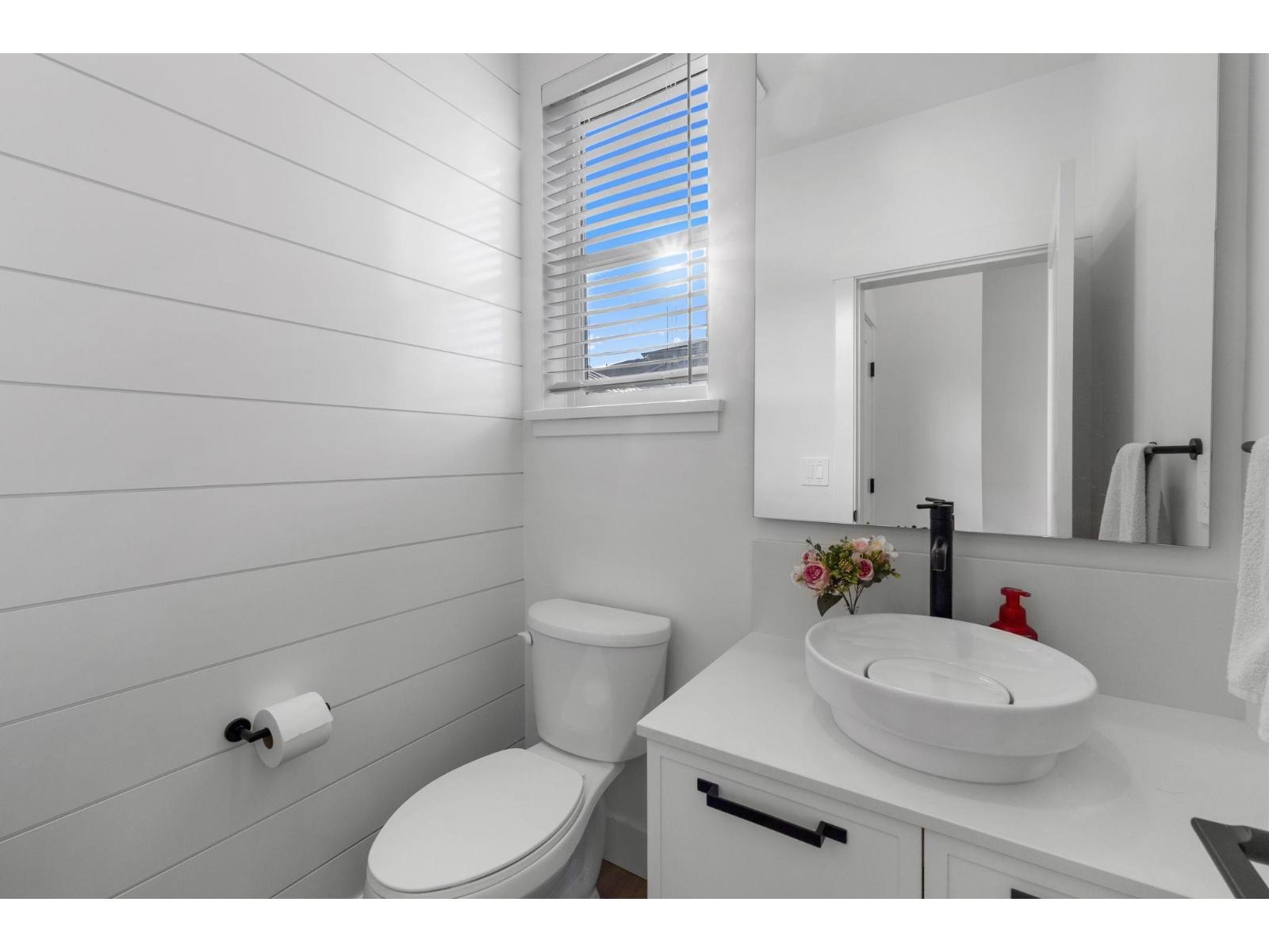 19656 75A AVENUE, Langley