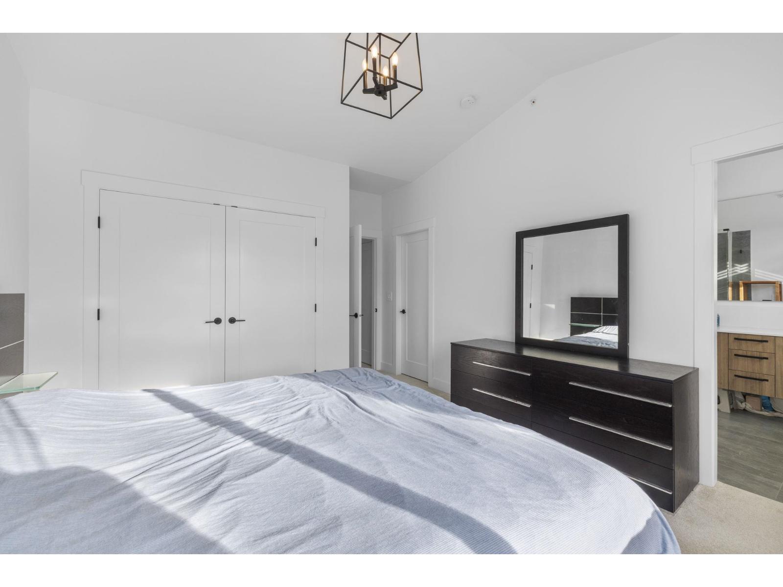 19656 75A AVENUE, Langley