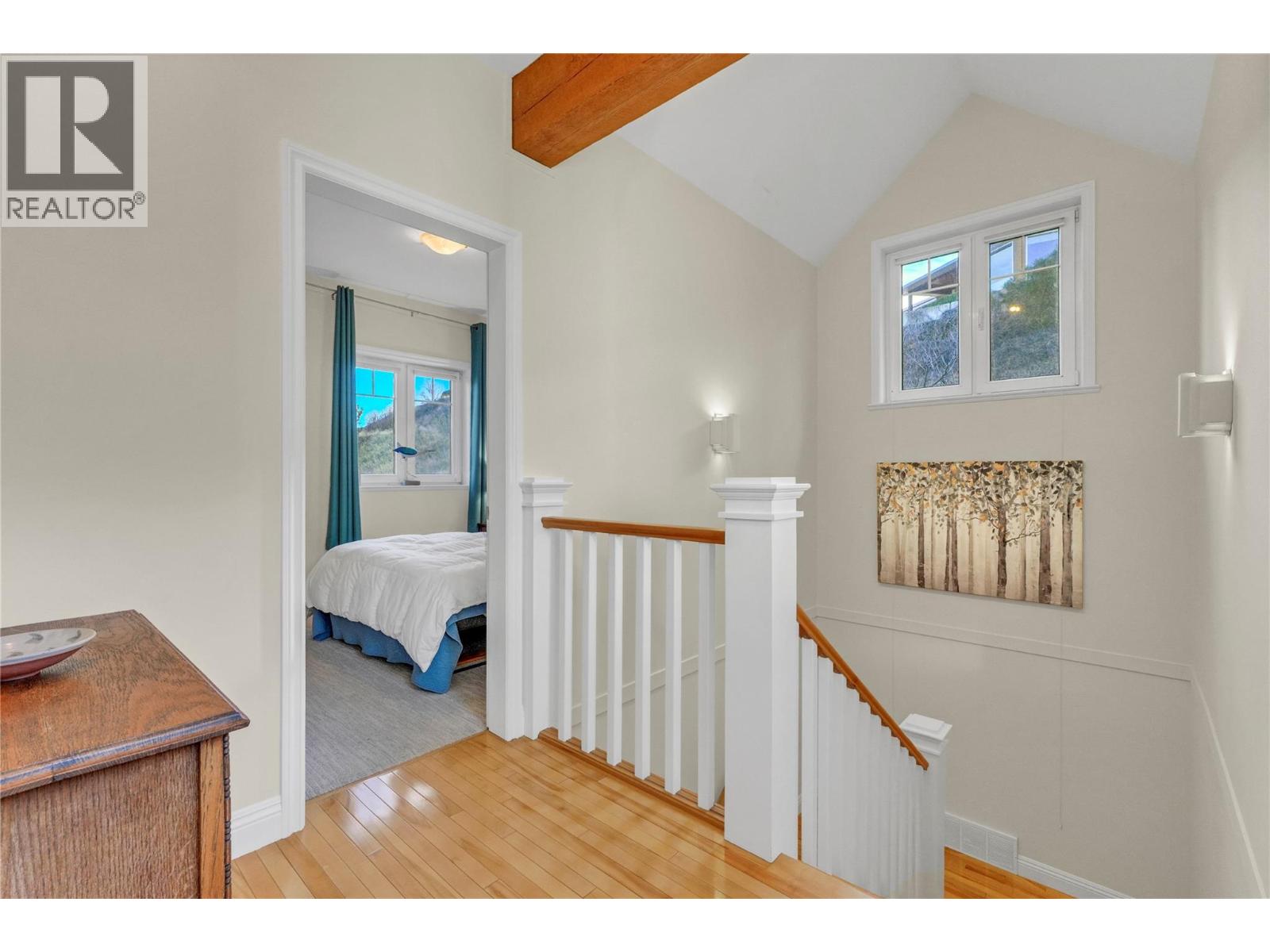 5733 Clark Street, Summerland