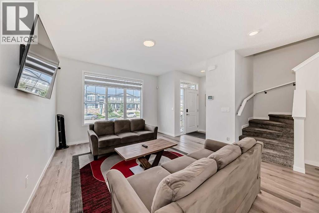 Single Family House for Sale in  Creekstone Drive SW Pine Creek Calgary 