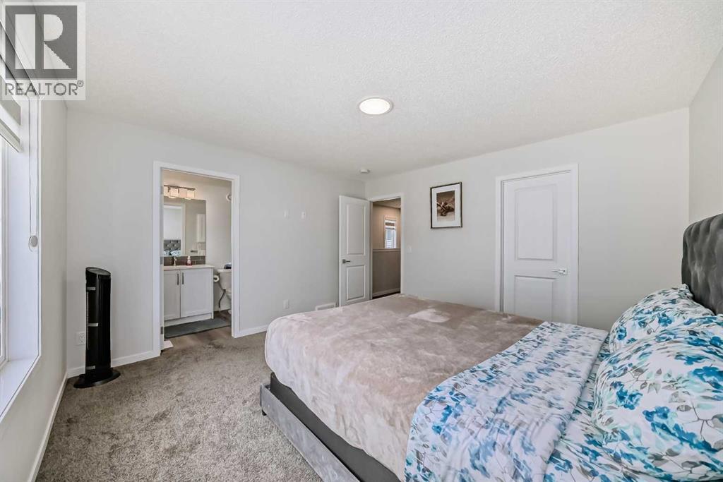 Single Family House for Sale in  Creekstone Drive SW Pine Creek Calgary 