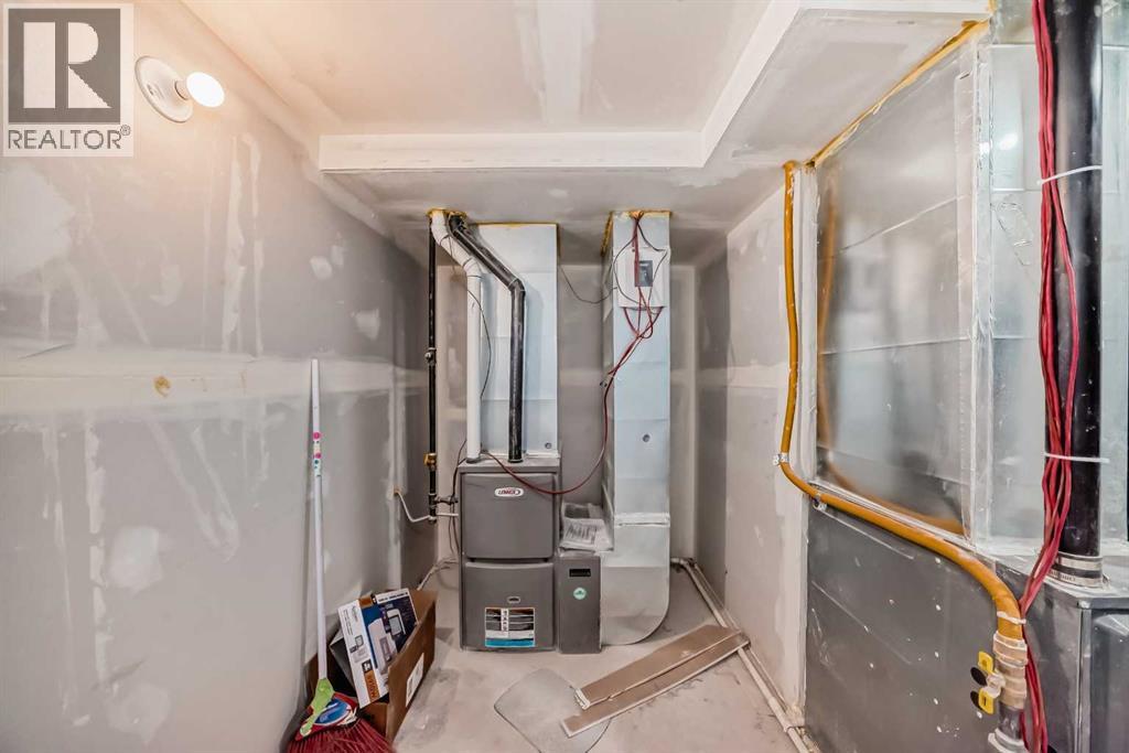 Single Family House for Sale in  Creekstone Drive SW Pine Creek Calgary 