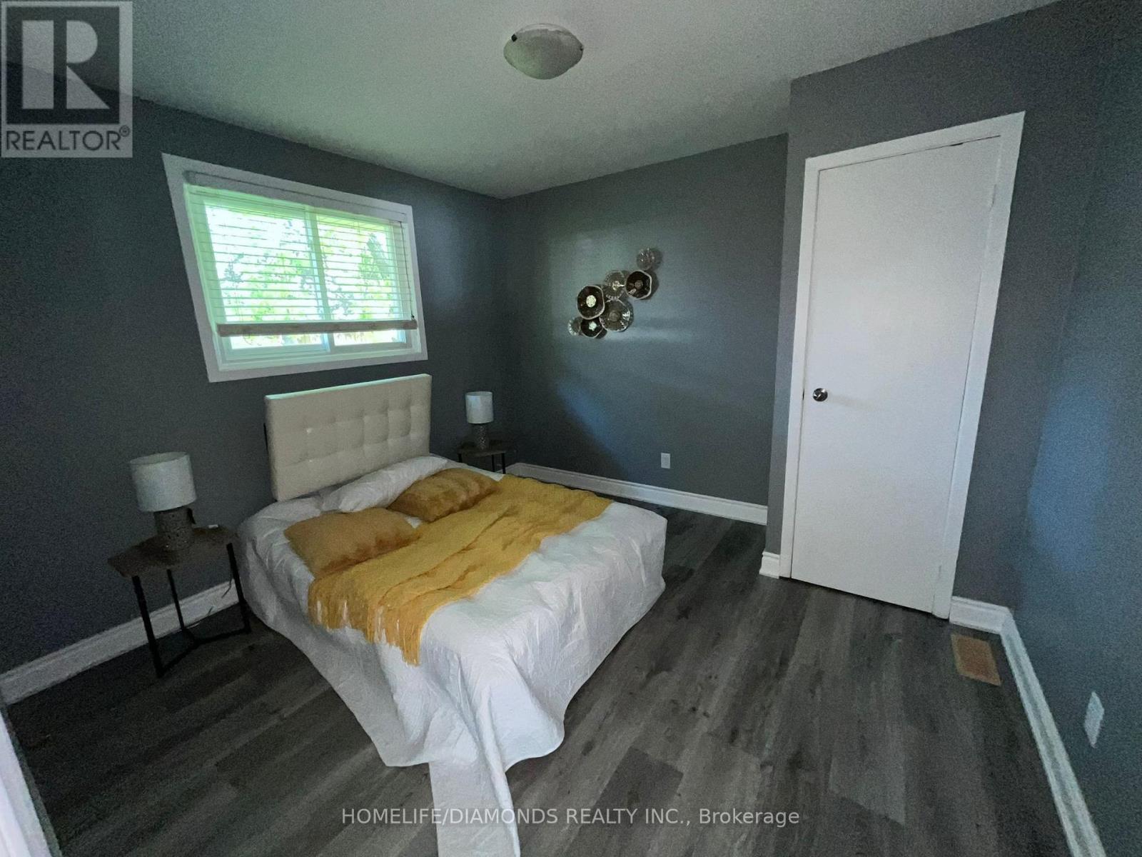 UPPER - 68 STROUD CRESCENT - Photo 3 of 11, London South (South X), Ontario