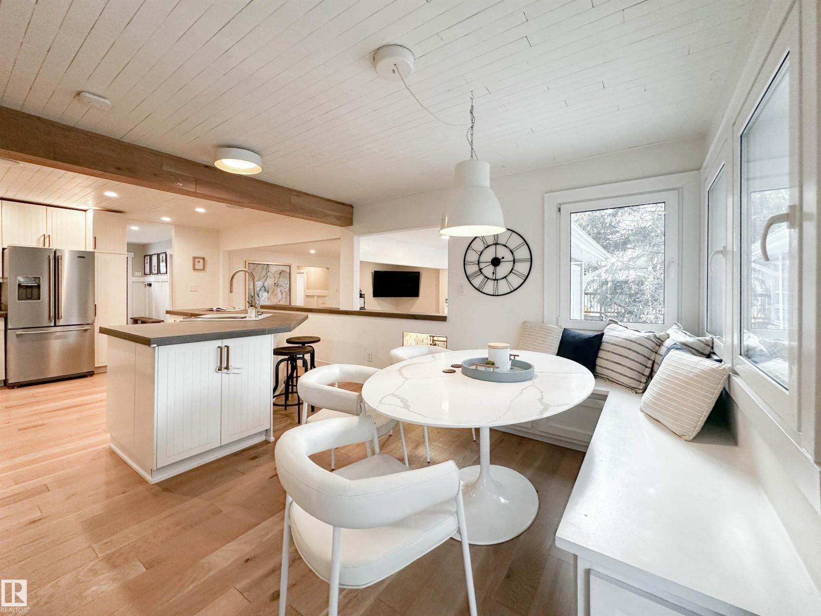 23 FLAGSTONE CR, St. Albert